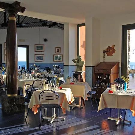 La Francesca 4*