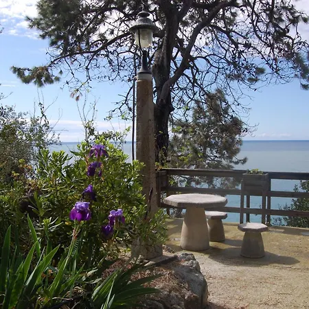 Rezort La Francesca 4*