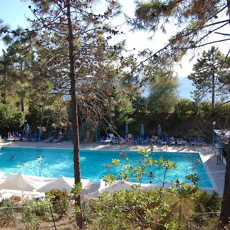 Üdülőközpont La Francesca 4*