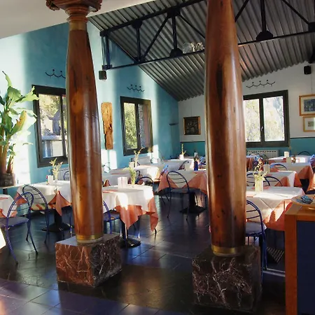 Üdülőközpont La Francesca 4*