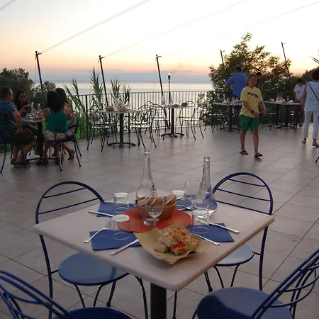 Rezort La Francesca Bonassola